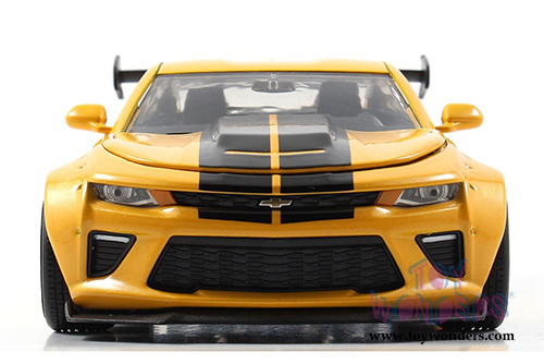 Jada Toys Bigtime Muscle - Chevy Camaro SS Hardtop (2016, 1/24 scale diecast model car, Asstd. w/ Stripes) 98136WA1