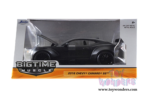 Jada Toys Bigtime Muscle - Chevy Camaro SS Hardtop (2016, 1/24 scale diecast model car, Asstd. w/ Stripes) 98136WA1