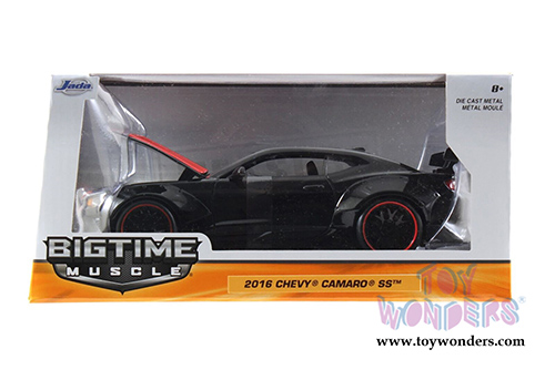 Jada Toys Bigtime Muscle - Chevy Camaro SS Hardtop (2016, 1/24 scale diecast model car, Asstd. w/ Stripes) 98136WA1