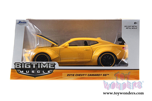 Jada Toys Bigtime Muscle - Chevy Camaro SS Hardtop (2016, 1/24 scale diecast model car, Asstd. w/ Stripes) 98136WA1