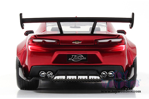 Jada Toys Bigtime Muscle - Chevy Camaro SS Hardtop (2016, 1/24 scale diecast model car, Asstd. w/ Stripes) 98136WA1