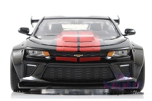 Jada Toys Bigtime Muscle - Chevy Camaro SS Hard Top (2016, 1/24 scale diecast model car, Asstd. w/ Stripes) 98140DP