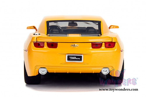 Jada Toys - Metals Die Cast - Hollywood Rides | TRANSFORMERS 5 Chevy&reg; Camaro&reg; Concept Bumblebee&reg; with Collectible Coin (2006, 1/24, diecast model car, Yellow w/Black) 98497/4