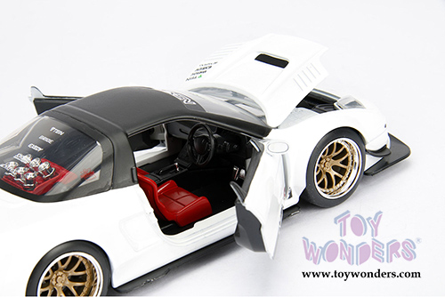 Jada Toys - Metals Die Cast | JDM Tuners&trade; Honda NSX Type-R Japan Spec Wide Body Hardtop (2002, 1/24, diecast model car, Asstd.) 98555DP1
