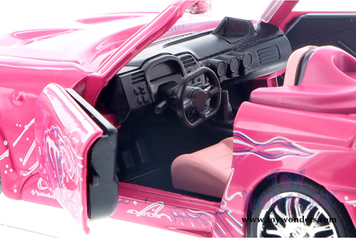 Jada Toys Fast & Furious - F8 Assortment "The Fate of the Furious" Movie (1/32 scale diecast model car, Asstd.) 98674DP1