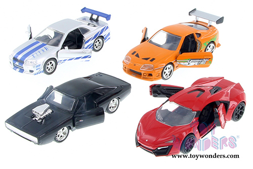 Jada Toys Fast & Furious - F8 Assortment "The Fate of the Furious" Movie (1/32 scale diecast model car, Asstd.) 98674DP5