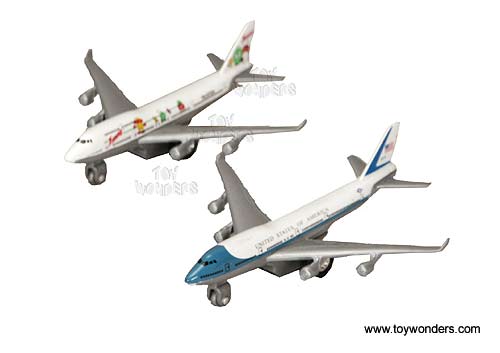 Jumbo Jetliner (6", Asstd.) 9870D