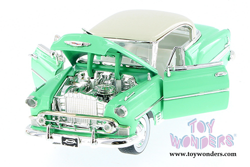 Jada Toys Showroom Floor - Chevy Bel Air Hardtop (1953, 1/24 scale diecast model car, Asstd.) 98885D
