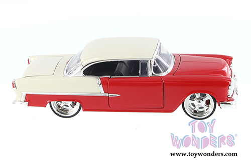 Jada Toys - Metals Die Cast | Bigtime Muscles Chevy&reg; Bel Air&reg; Hardtop (1955, 1/24 scale diecast model car, Asstd.) 98939D