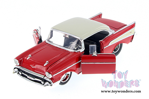Jada Toys - Metals Die Cast | Bigtime Muscles Chevy&reg; Bel Air&reg; Hard Top (1957, 1/24 scale diecast model car, Asstd.) 98945D