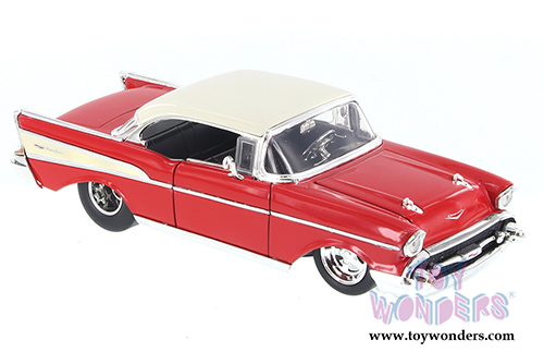 Jada Toys - Metals Die Cast | Bigtime Muscles Chevy&reg; Bel Air&reg; Hard Top (1957, 1/24 scale diecast model car, Asstd.) 98945D