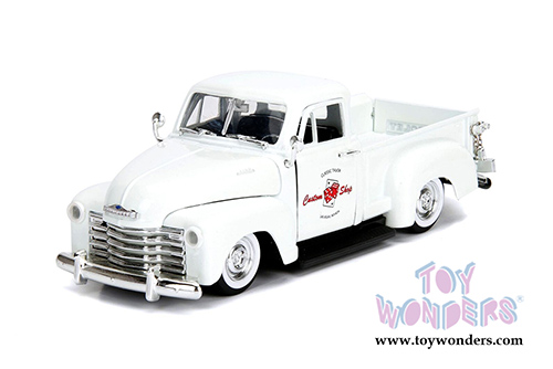 Jada Toys - Metals Die Cast Just Trucks | Chevrolet&reg; 3100 Pick Up "Custom Shop" (1953, 1/24 scale diecast model car, Asstd.) 99039DP1
