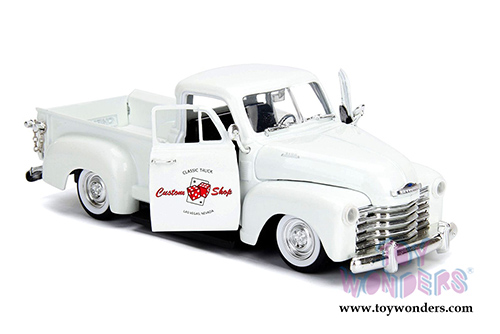 Jada Toys - Metals Die Cast Just Trucks | Chevrolet&reg; 3100 Pick Up "Custom Shop" (1953, 1/24 scale diecast model car, Asstd.) 99039DP1