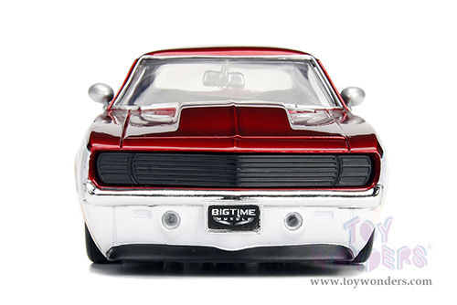 Jada Toys Bigtime Muscle - Chevrolet® Camaro® (1969, 1/24 scale diecast model car, Candy Red/w Yellow Flames) 99085
