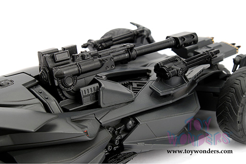 Jada Toys - Metals Die Cast | 2017 Justice League™ Batmobile™ with Batman™ figure (1/24, diecast model car, Black) 99314