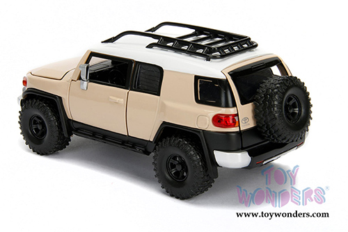 Jada Toys Just Trucks - Toyota FJ Cruiser (1/24 scale diecast model car, Beige) 99319