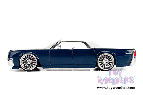 Jada Toys - Metals Die Cast | Lincoln Continental Hardtop (1963, 1/24 scale diecast model car, Asstd.) 99553WA1