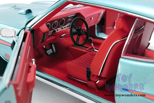 Acme - Pontiac&reg; GTO&reg; Judge Hardtop (1970, 1/18 scale diecast model car, Mint Turquoise) 1801213