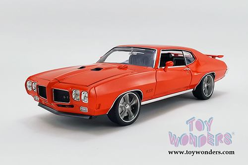Acme - Pontiac&reg; GTO Street Fighter "The Prosecutor" Hardtop (1970, 1/18 scale diecast model car, Carousel Red) A1801214