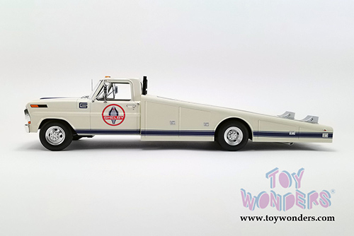 Acme - Ford F-350 Ramp Truck Shelby (1970, 1/18 scale diecast model car, White w/Blue) A1801404