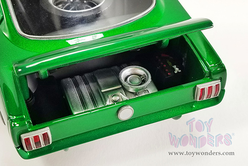 Acme - Shelby® GT350R® Street Fighter - Green Hornet (1965, 1/18 scale diecast model car, Deep Green) A1801845