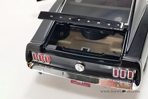 Acme Drag Outlaws - Ford Mustang BOSS 429 Gasser "Job #1: First Boss 429 Ever Built" (1969, 1/18 scale diecast model car, Black) A1801859