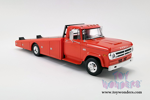 Acme - Dodge D-300 Ramp Truck (1970, 1/18 scale diecast model car, Burnt Orange) A1801900