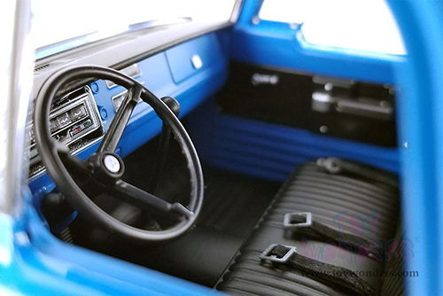 Acme - Dodge D-300 Ramp Truck (1970, 1/18 scale diecast model car, Corporate Blue) A1801905