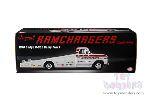 Acme - Dodge D-300 Ramp Truck "Original Ramchargers Candymatic" (1970, 1/18 scale diecast model car, White/Red stripes) A1801909