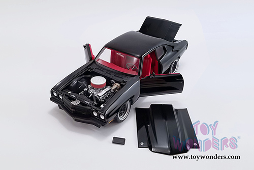 Acme - Chevrolet&reg; Chevelle&reg; 454 SS Street Fighter "G-Force" Hardtop (1970, 1/18 scale diecast model car, Black) A1805517