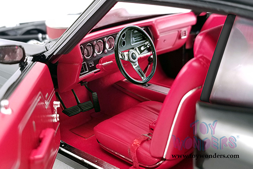 Acme - Chevrolet&reg; Chevelle&reg; 454 SS Street Fighter "G-Force" Hardtop (1970, 1/18 scale diecast model car, Black) A1805517