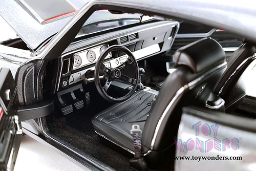 Acme - Oldsmobile&reg; 442 W30 Street Fighter Hardtop (1970, 1/18 scale diecast model car, Granite Gray) A1805617