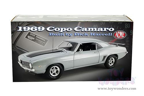 Acme - Chevrolet® Copo Camaro® Built by Dick Harrell (1969, 1/18 scale diecast model car, Cortez Silver/Black Stripe) A1805725