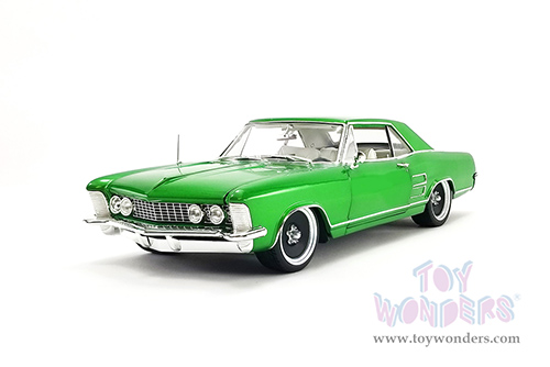 Acme - Buick Riviera Cruiser - Southern Kings Customs (1964, 1/18 scale diecast model car, Cosmic Dust Green) A1806305