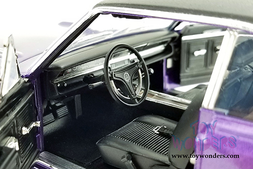Acme | Dodge Dart GTS 440 Vinyl Top (1969, 1/18 scale diecast model car, Plum Crazy Purple) A1806406VT