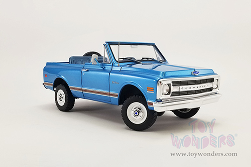 Acme - Chevrolet&reg; K5 Blazer  (1970, 1/18 scale diecast model car, Blue/White) A1807704
