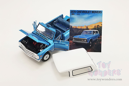 Acme - Chevrolet&reg; K5 Blazer  (1970, 1/18 scale diecast model car, Blue/White) A1807704