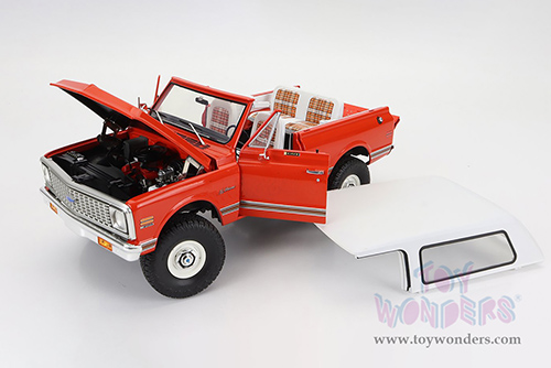 Acme - Chevrolet® K5 Blazer - Highlander Edition (1972, 1/18 scale diecast model car, Orange/White) A1807711