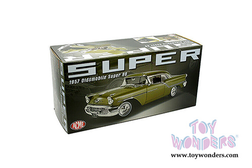Acme - Oldsmobile Super 88 Hardtop (1957, 1/18 scale diecast model car, Gold Mist) A1808005