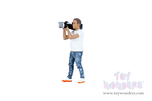 Showcasts® Figurines - On Air Figure 3 (1/18 scale, White/Blue) AD-18403 MAP: $14.99