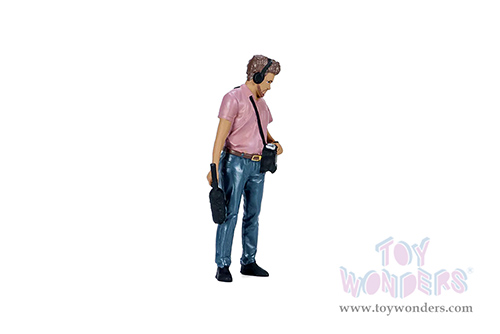 Showcasts® Figurines - On Air Figure 4 (1/18 scale, Pink/Blue) AD-18404 MAP: $14.99