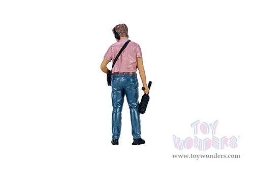 Showcasts® Figurines - On Air Figure 4 (1/18 scale, Pink/Blue) AD-18404 MAP: $14.99