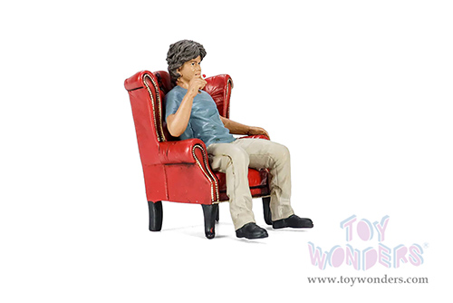 Showcasts® Figurines - RWB Legend Akira Nakai | Nakai-San Figure 1 with Chair (2 pcs.) (1/18 scale, Blue/Beige) AD-18501 MAP: $25.99