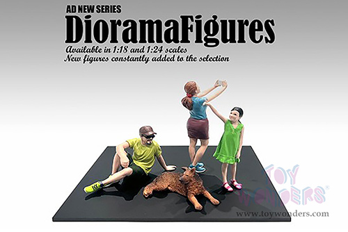 Showcasts® Figurines - Figure18 Series 1 #703 (Set of 2 pcs.) (1/18 scale, Green) AD-18703 MAP: $22.99