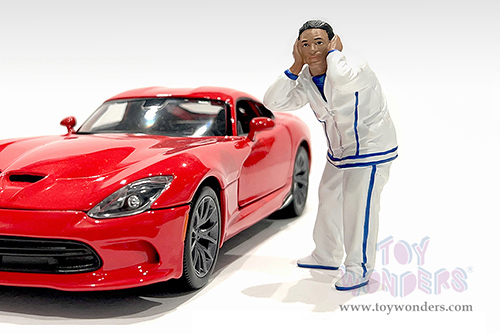 Showcasts® Figurines - Figure18 Series 2 Figure 6 (1/18 scale, White) AD-18906 MAP: $14.99