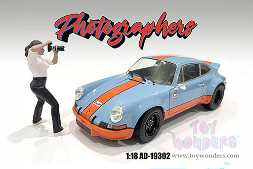 Showcasts® Figurines - "Photographers" Figure #2 (1/18 scale, Black/White) AD-19302 MAP: $12.99