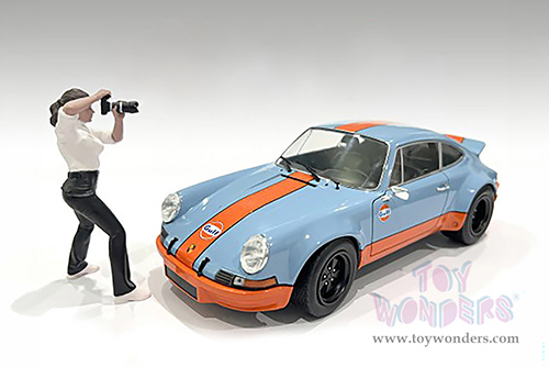 Showcasts® Figurines - "Photographers" Figure #2 (1/24 scale, Black/White) AD-25302 MAP: $11.99