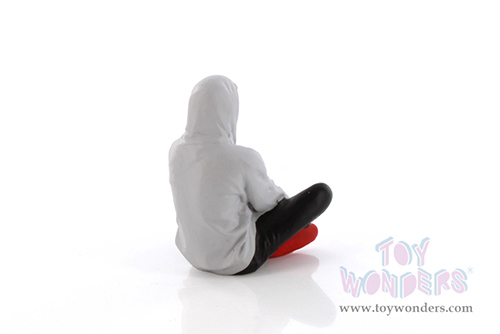 Showcasts® Figurines - Figure24 Series 1 #704 (1/24 scale, Black/light Gray) AD-24704 MAP: $11.99