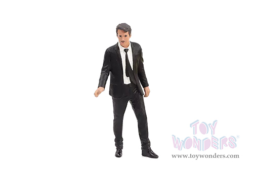 Showcasts® Figurines - Gentlemen's Club Figure 3 (1/24 scale, Black) AD-24803 MAP: $10.99