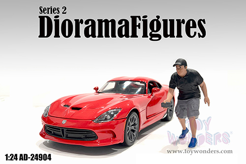 Showcasts® Figurines - Figure24 Series 2 Figure 4 (1/24 scale, Gray/Black) AD-24904 MAP: $10.99